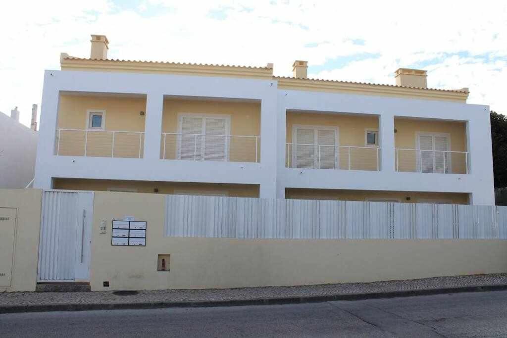 Sunhome Casas De Ferias Em Портиман Екстериор снимка